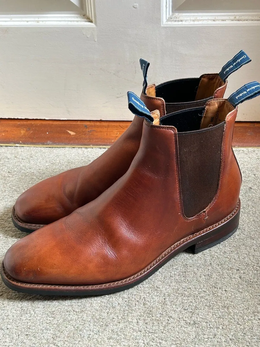 Men’s Chelsea Boots - Image 1