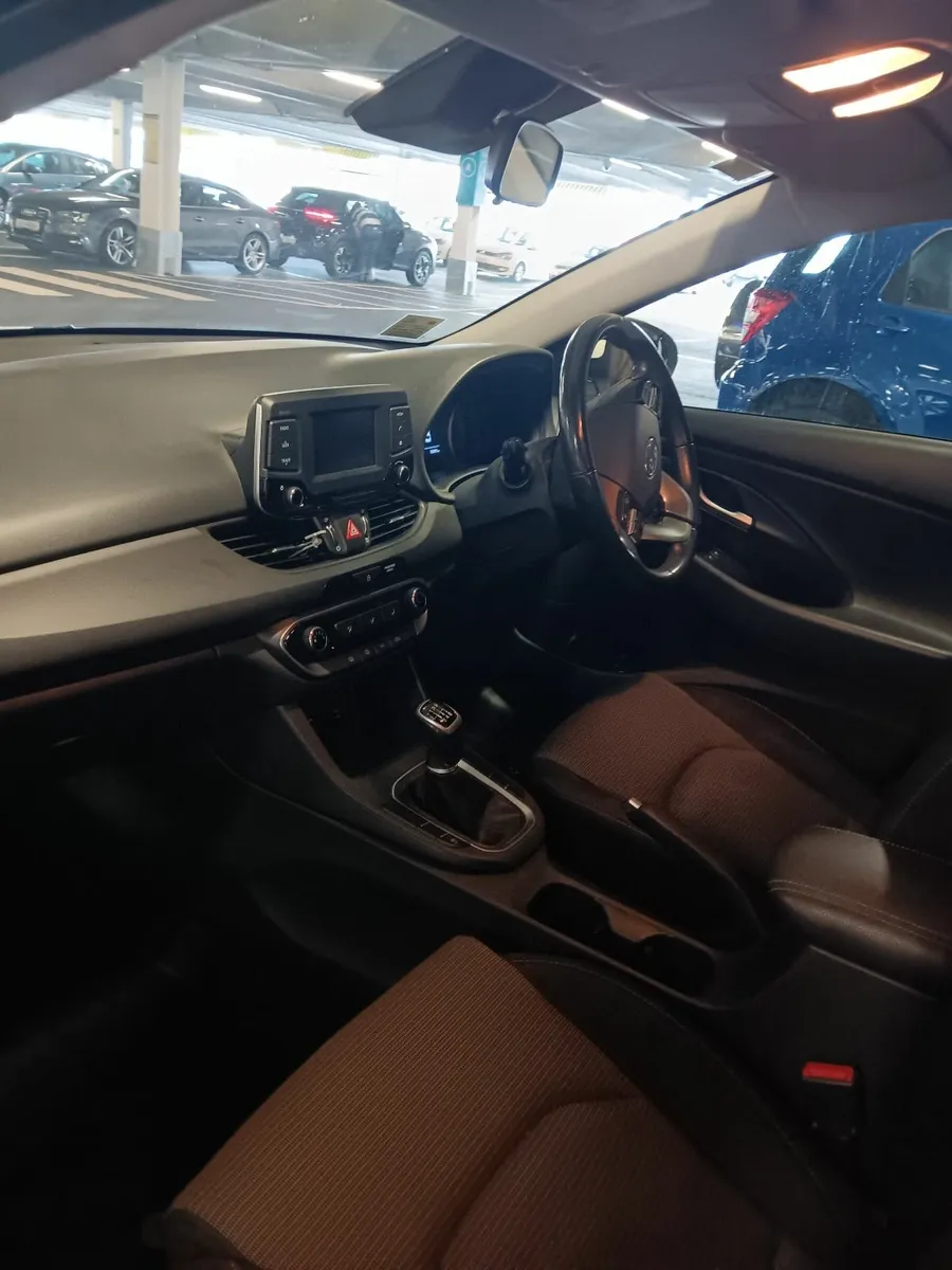 Hyundai i30 2019 - Image 4