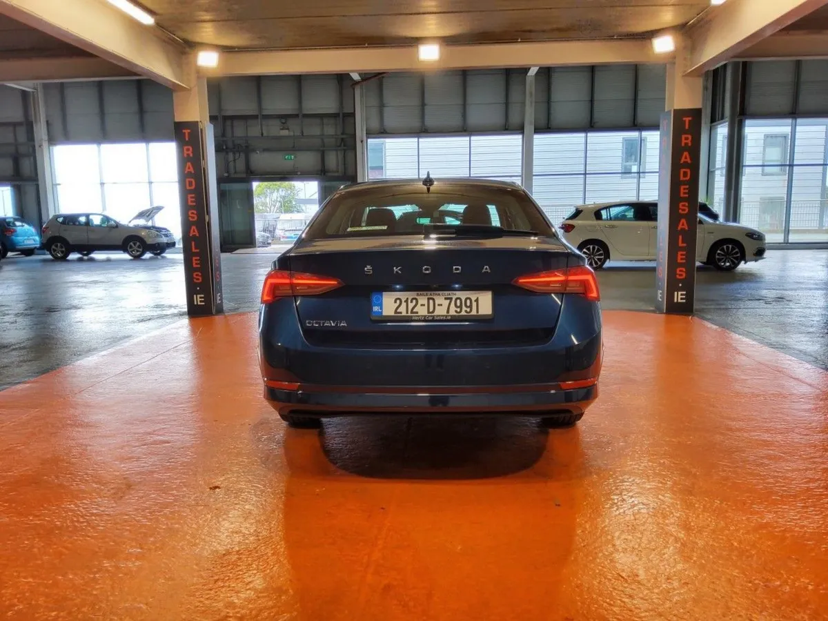 Skoda Octavia Octavia AMB 2.0tdi 115HP - Image 4