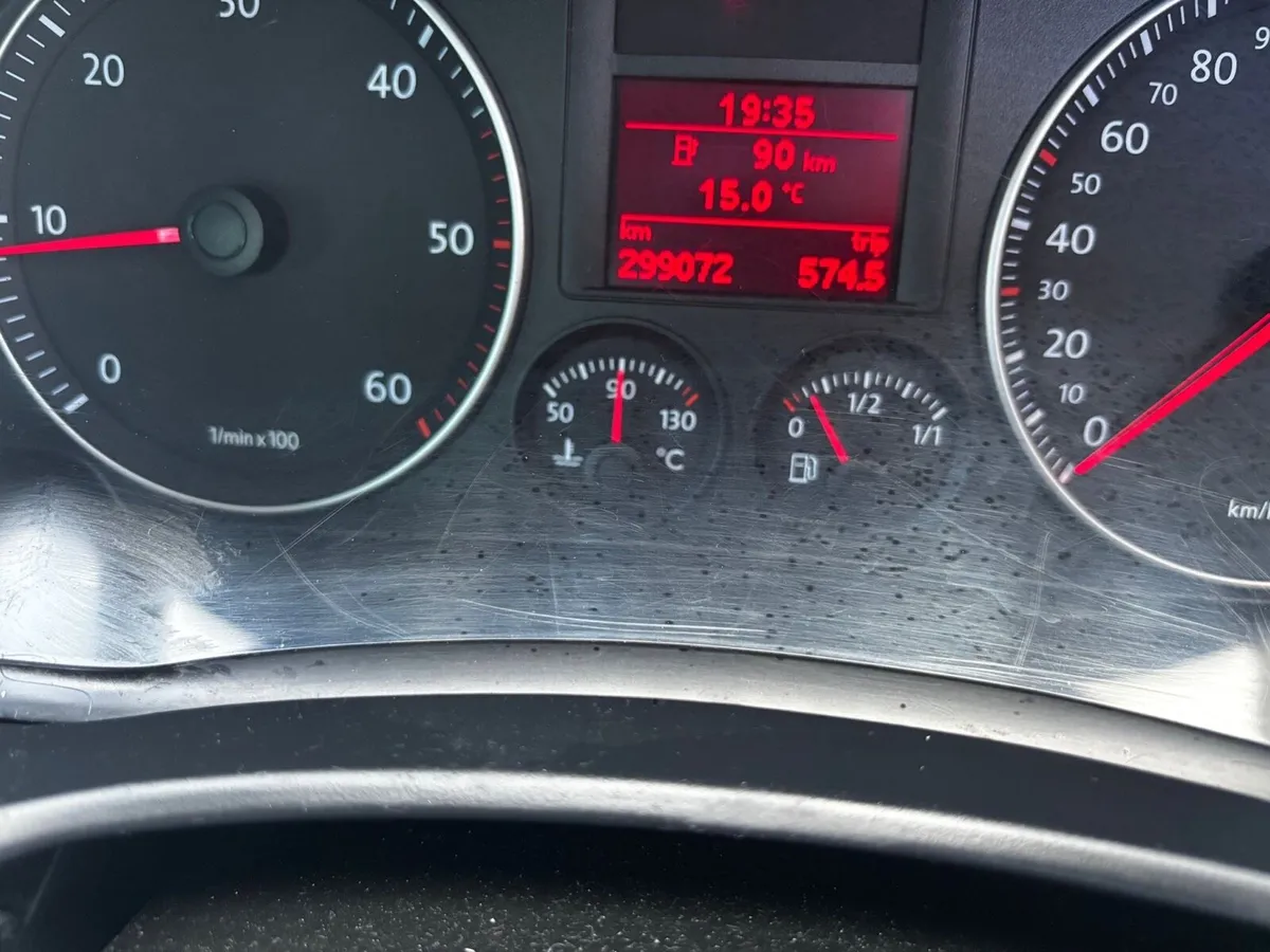 VW Golf GT 2.0TDI - Image 3