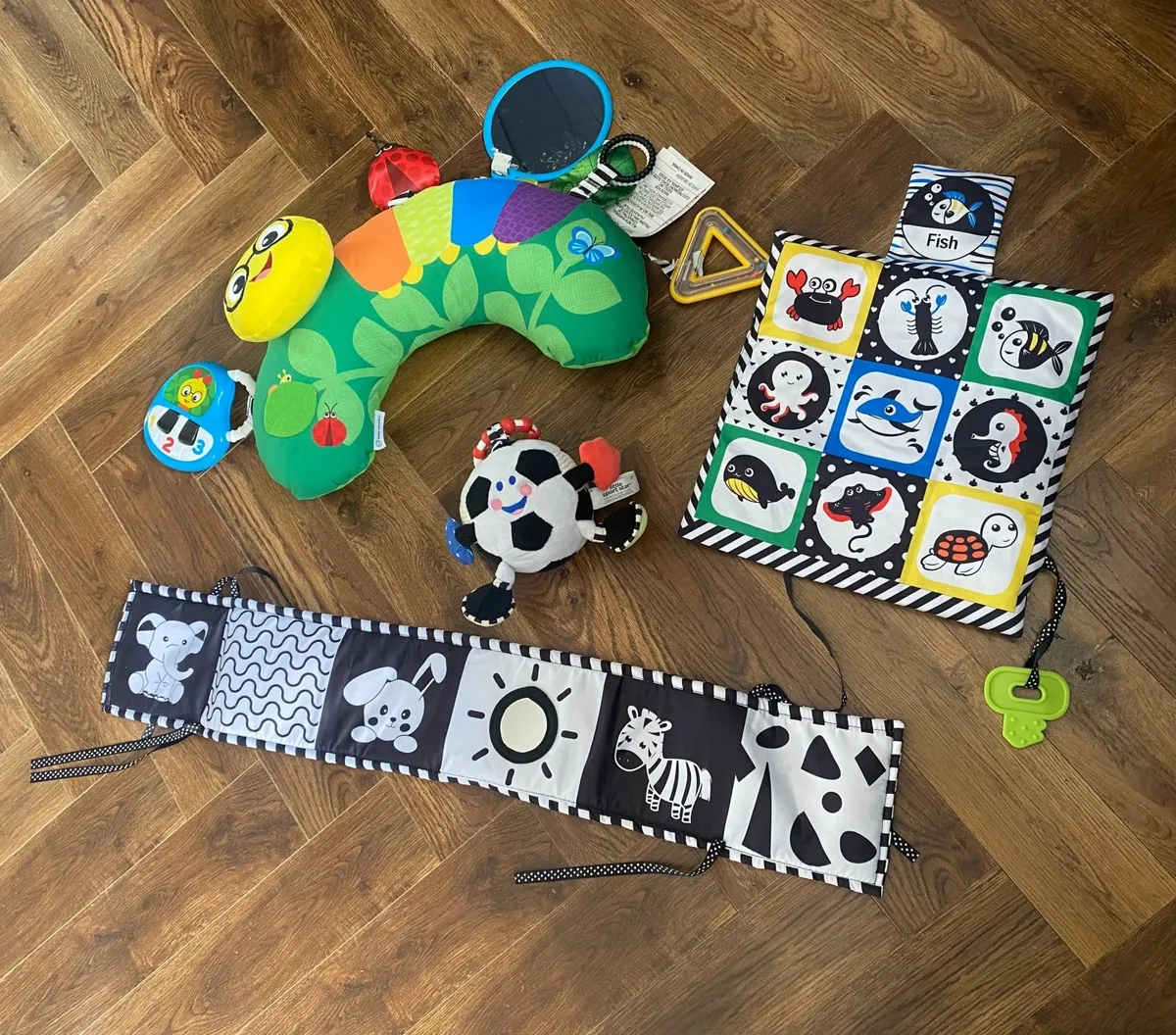 Newborn toys