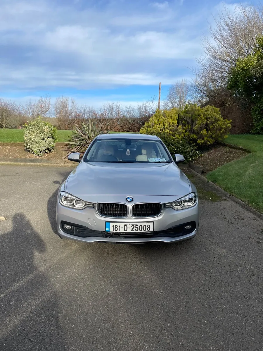 BMW 3-Series 2018 Automatic - Image 4