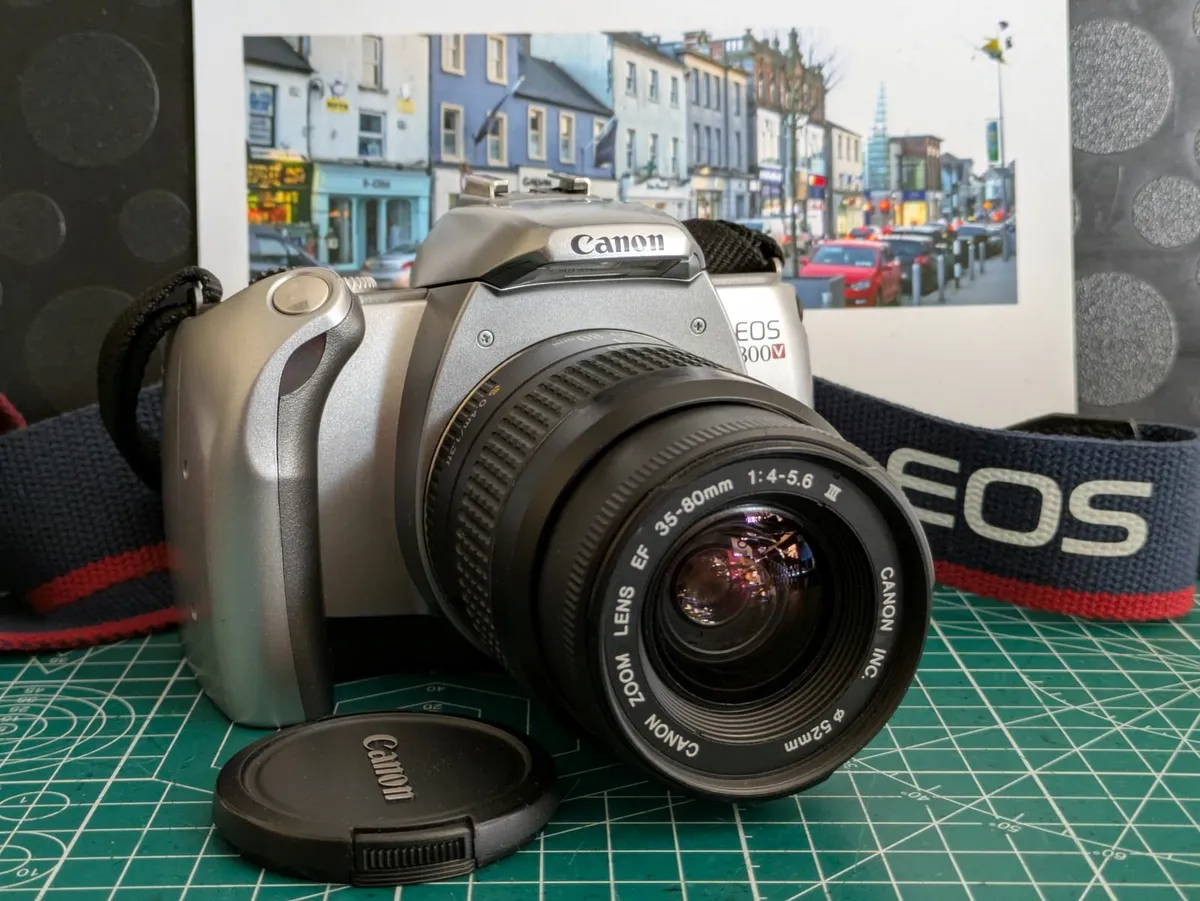 🎞️ Canon EOS 300V AF SLR +35-80mm zoom lens - Image 4