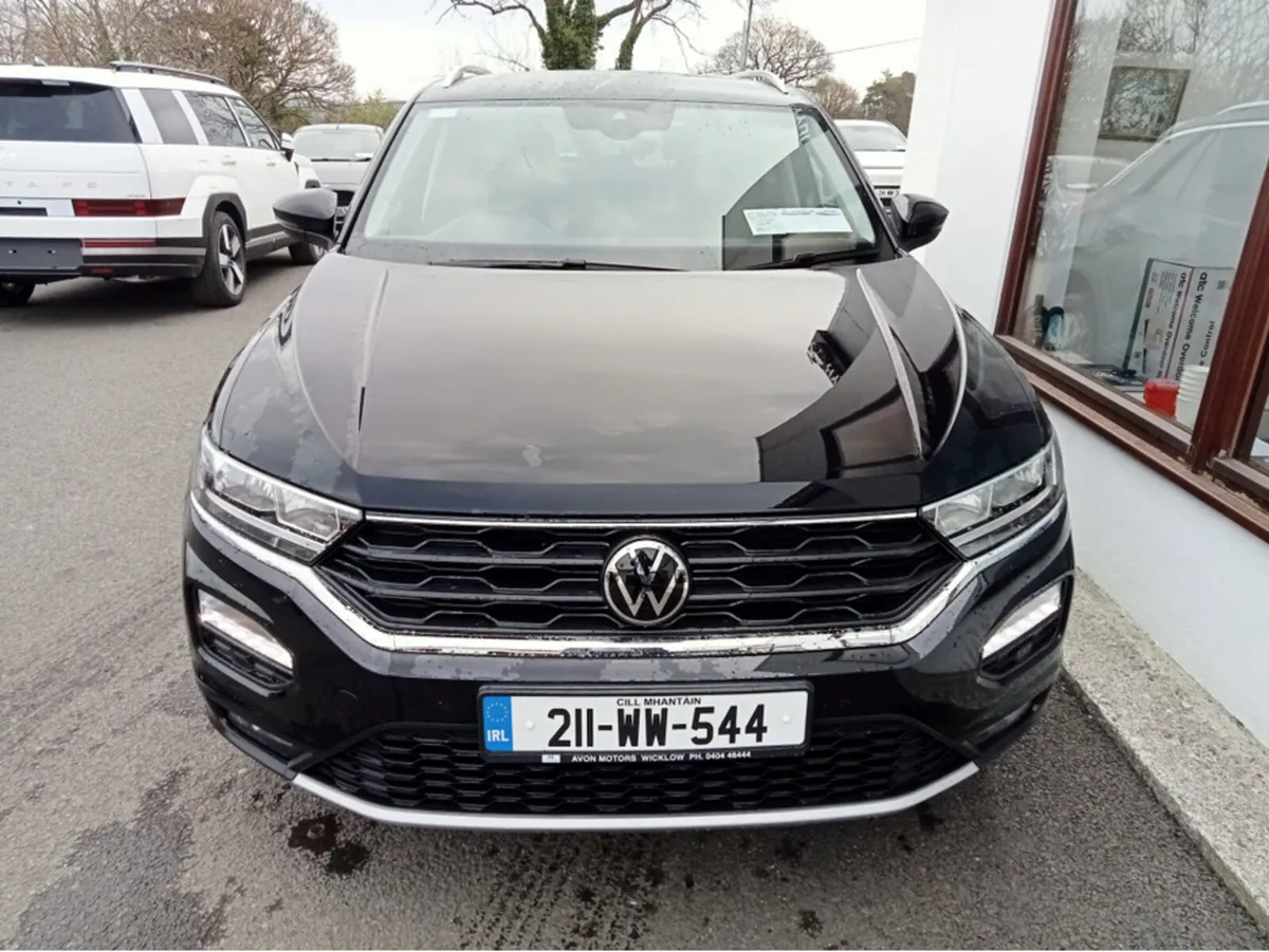 Volkswagen T-Roc DESIGN 1.0 TSI MANUAL 6SPEED FWD - Image 2