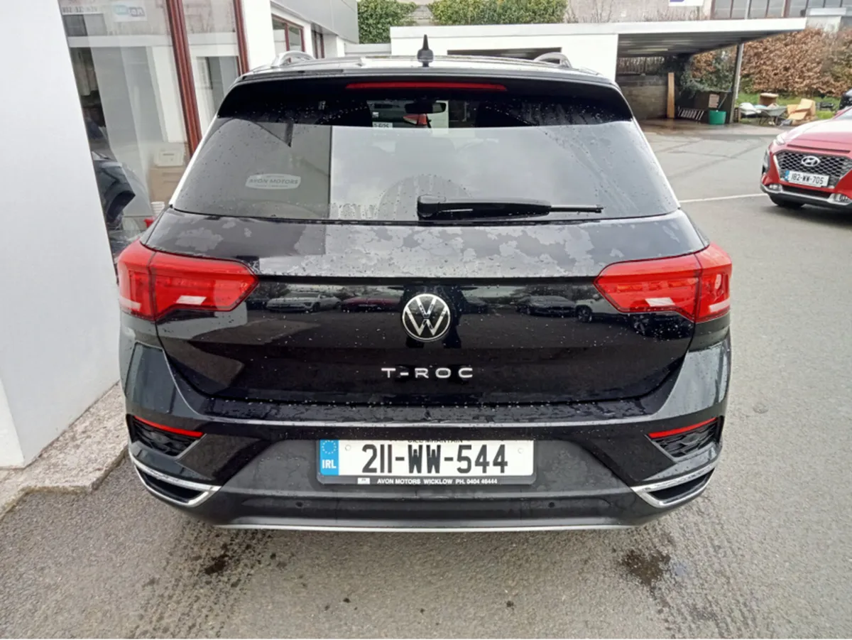 Volkswagen T-Roc DESIGN 1.0 TSI MANUAL 6SPEED FWD - Image 4