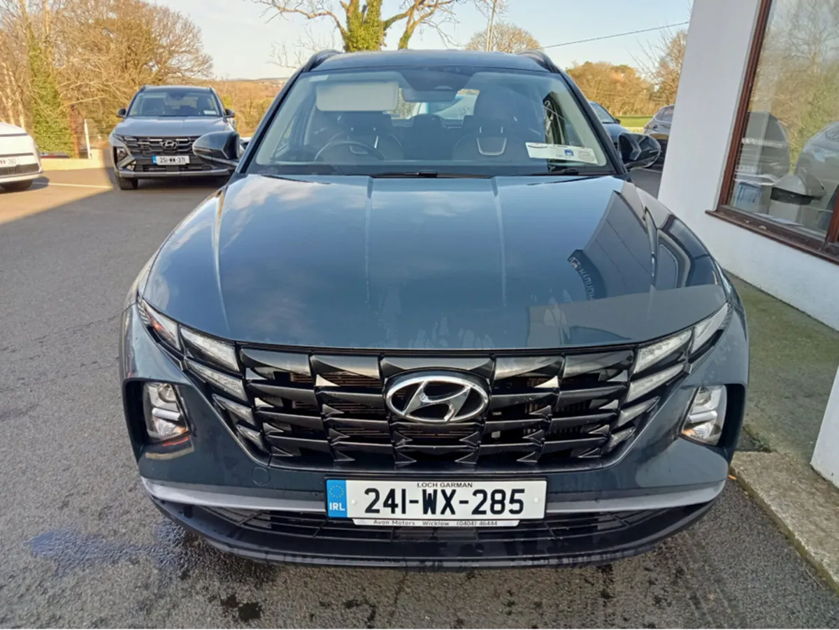 Hyundai Tucson EXECUTIVE 5DR - Image 2