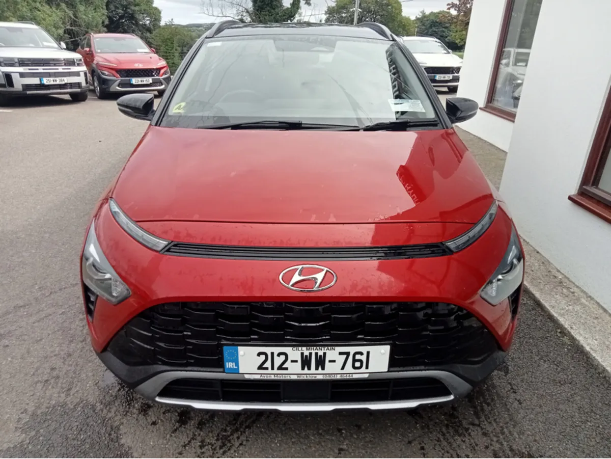 Hyundai Bayon EXECUTIVE 2 TONE 5DR - Image 2