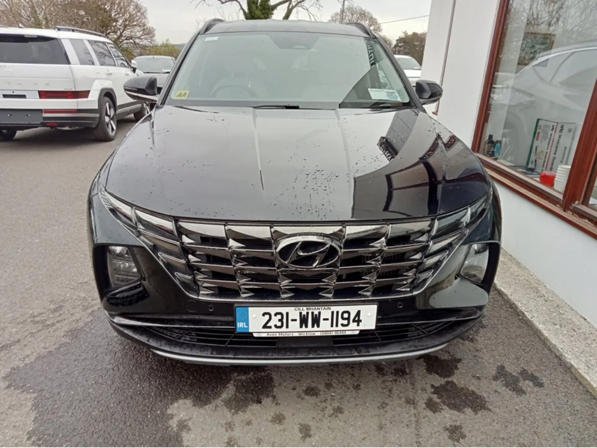 Hyundai Tucson IX35 EXECUTIVE PLUS 5DR - Image 2