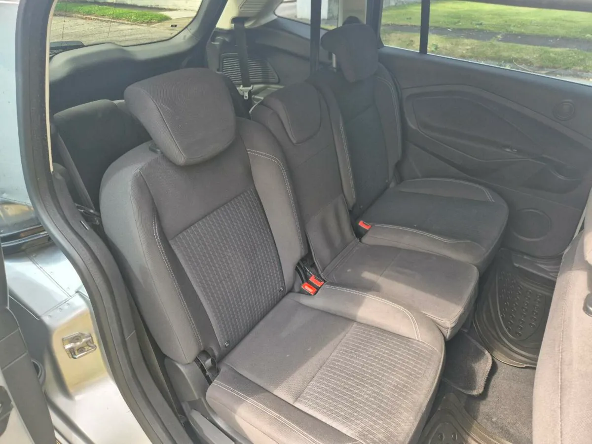 2015 Ford Grand C max 7 seater - Image 3