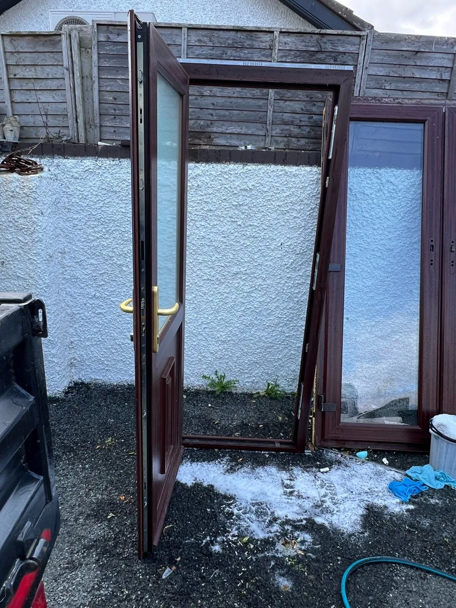 Pvc, Back door - Image 3