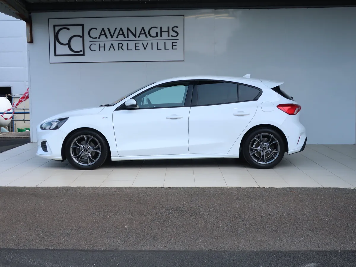 2019 FORD FOCUS 1.5TDCi ST-LINE AUTO 5DR - Image 3