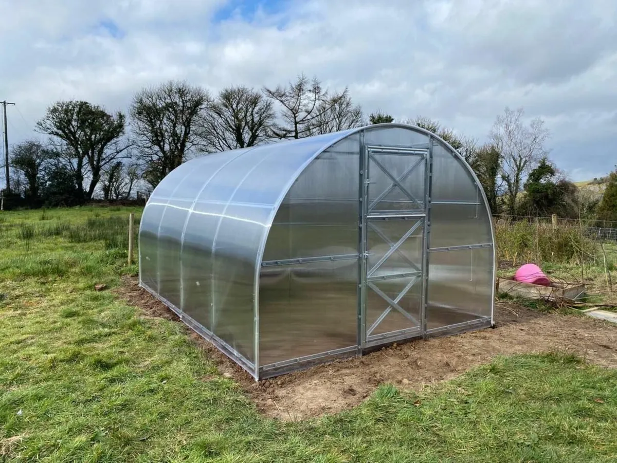 Greenhouse Strong (3m x 4m; 9.8ft x 13ft) - Image 1
