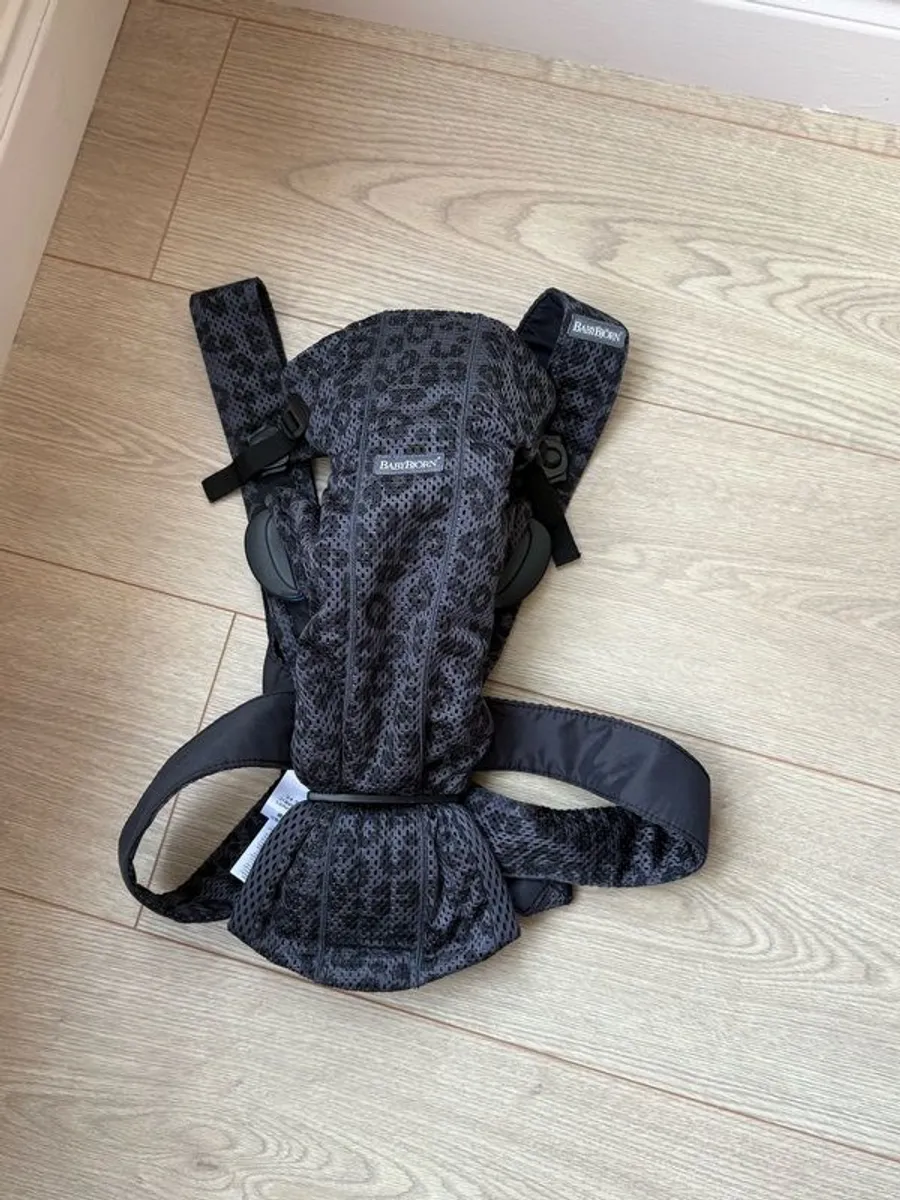 Babybjorn Baby Carrier - Image 2