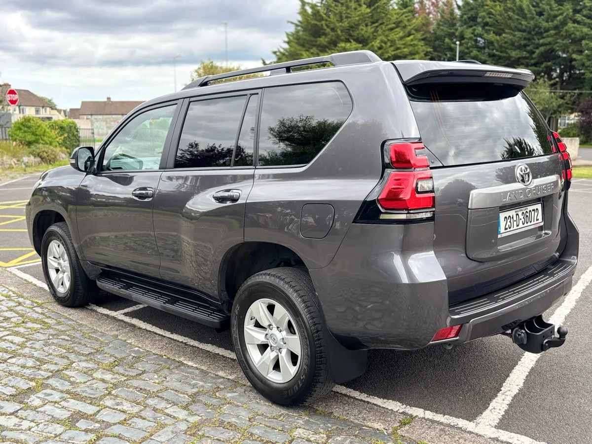 TOYOTA LANDCRUSIER LWB 2.8 COMMERCIAL - Image 4