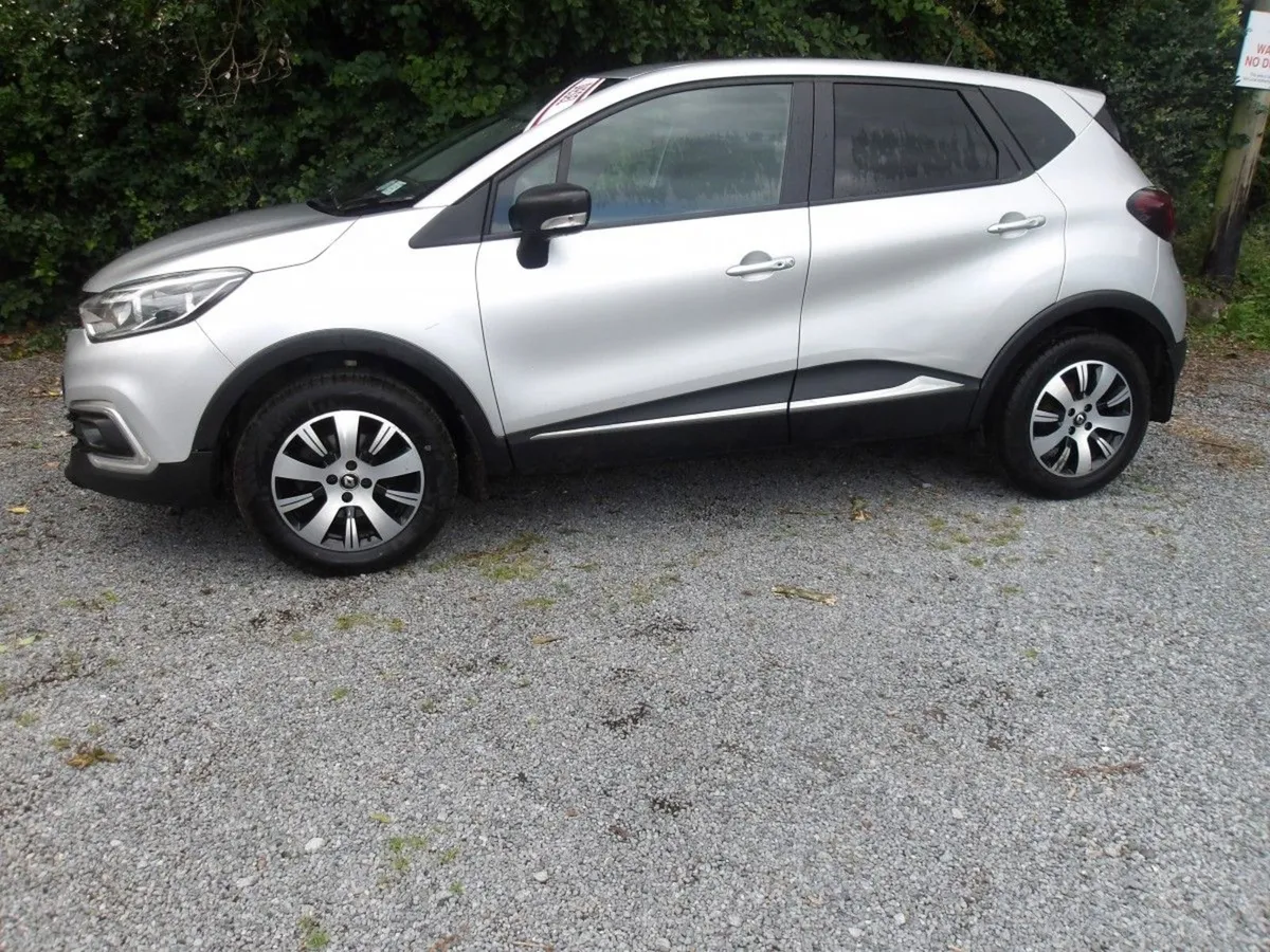 Renault Captur dCi 90 Expression - Image 1