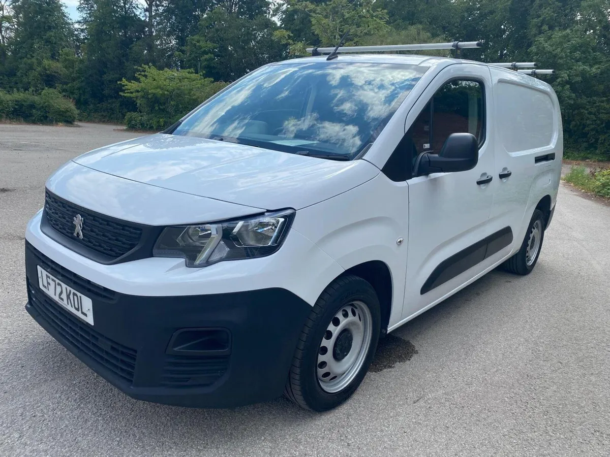 Peugeot Partner Lwb + aircon + CarPlay +fsh - Image 2