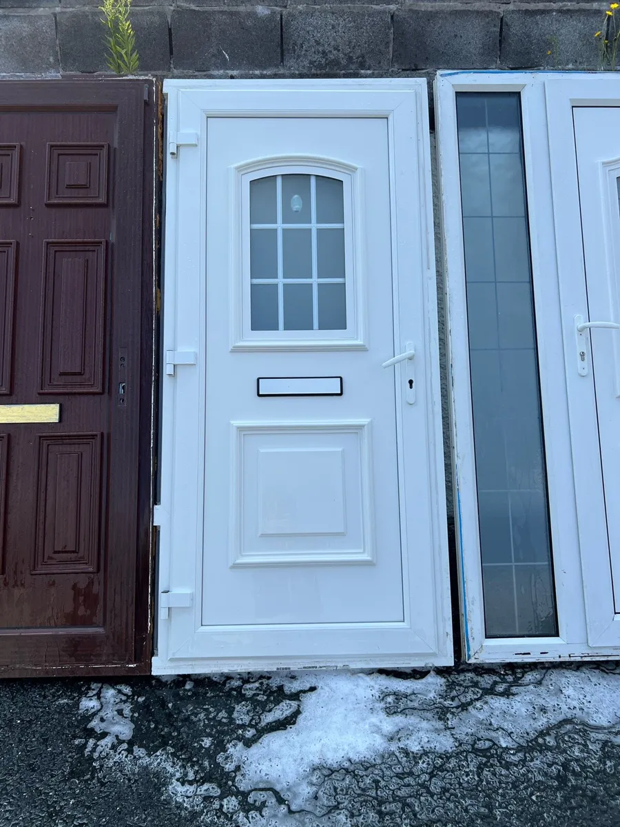 Pvc front door - Image 1