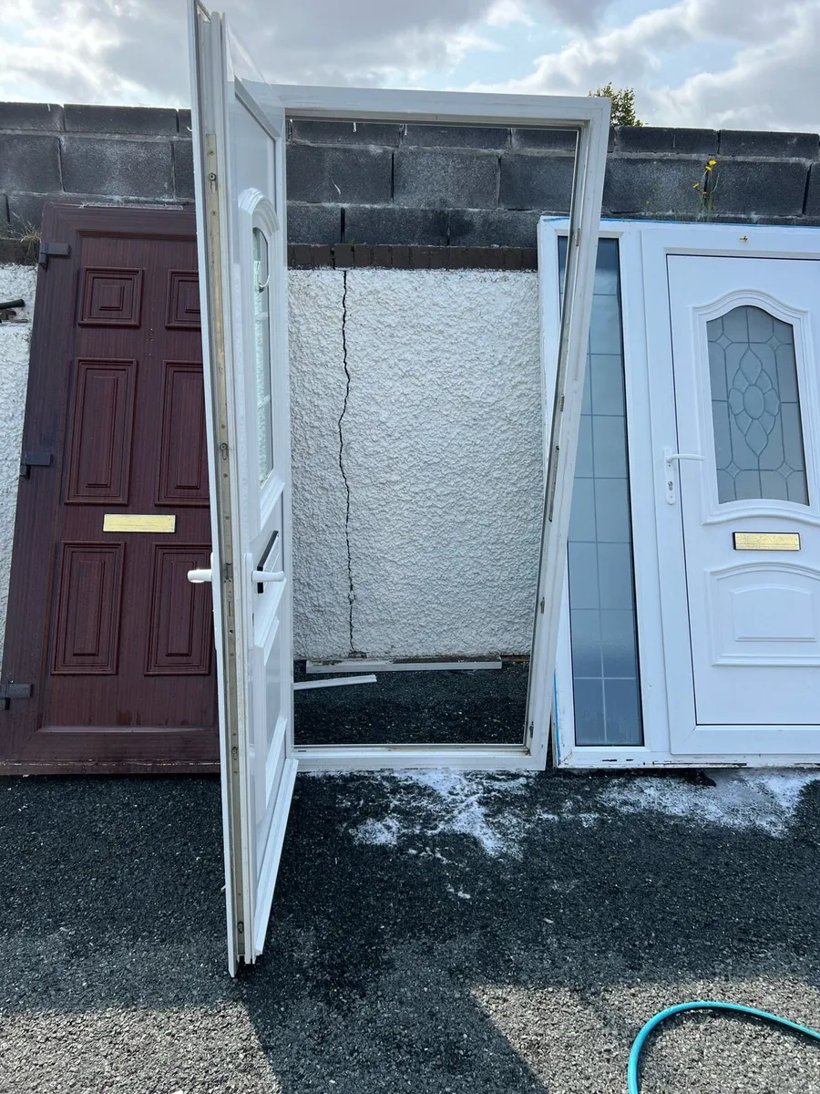 Pvc front door - Image 4
