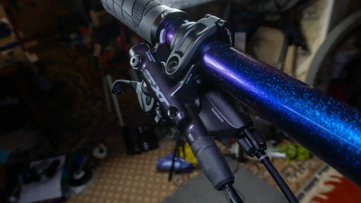 Carbon Bike - Image 1