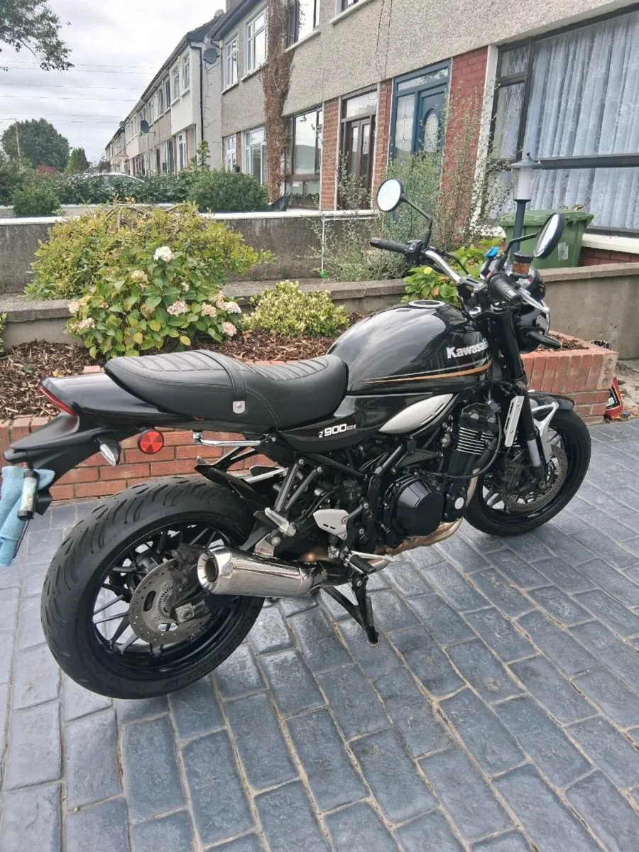 Kawasaki Z900RS - Image 1