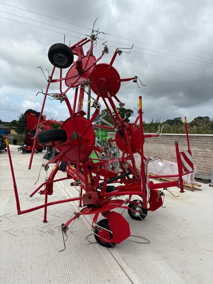 Lely Lotus 770 Tedder - Image 2