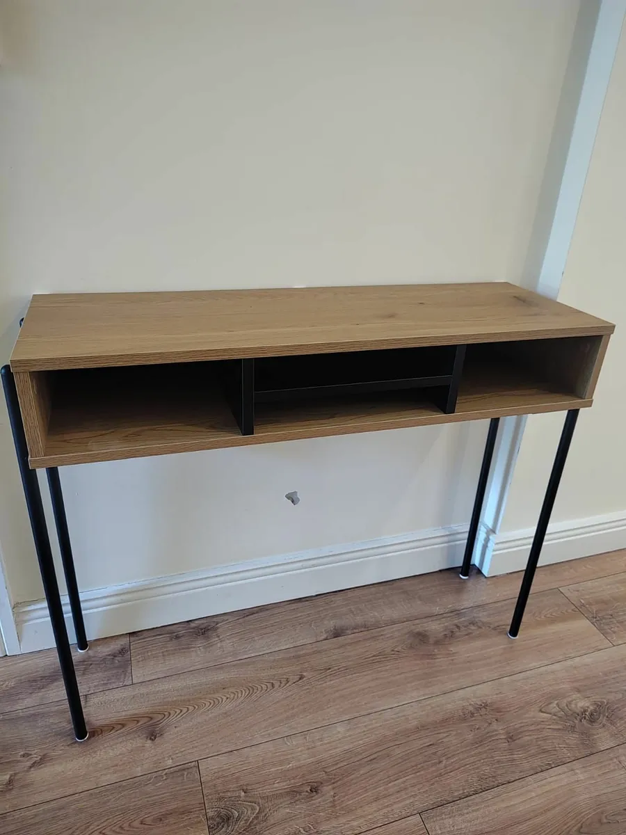 Console Table - Image 1
