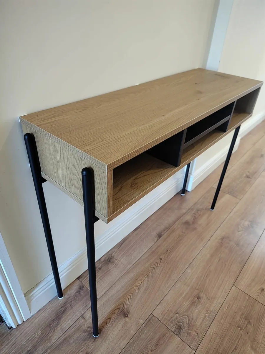 Console Table - Image 2
