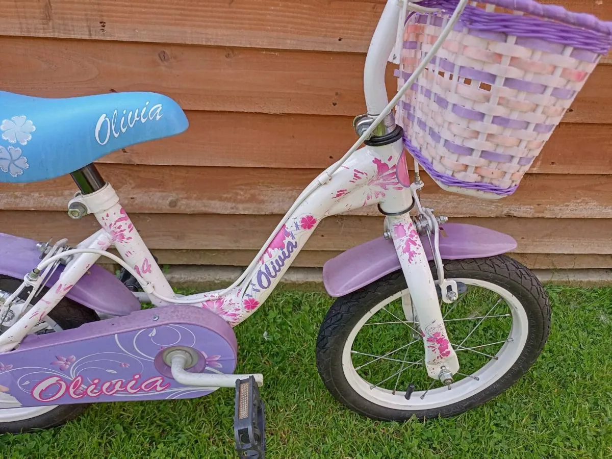Kids olive bike size 14 inch wheels. - Image 4