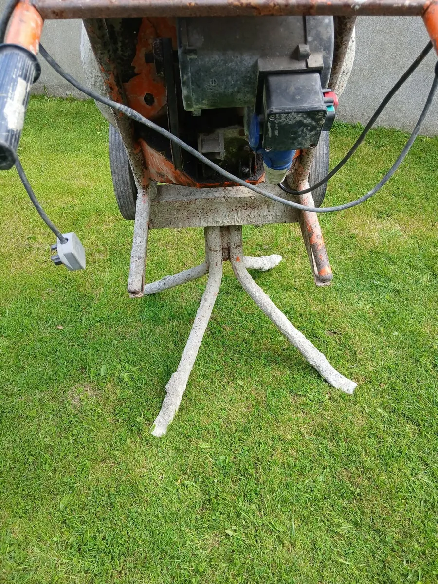 Cement Mixer - Image 2