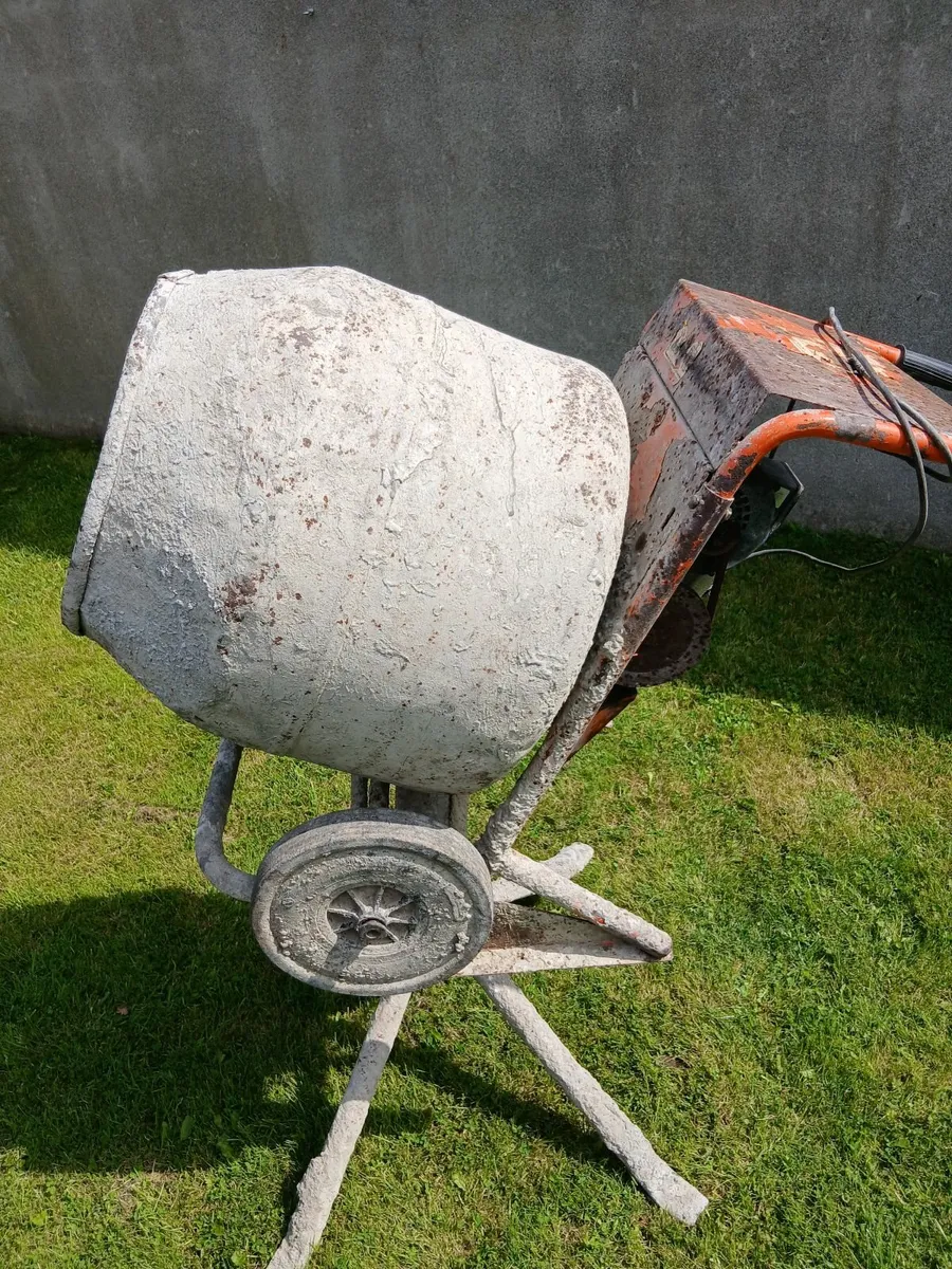 Cement Mixer - Image 1