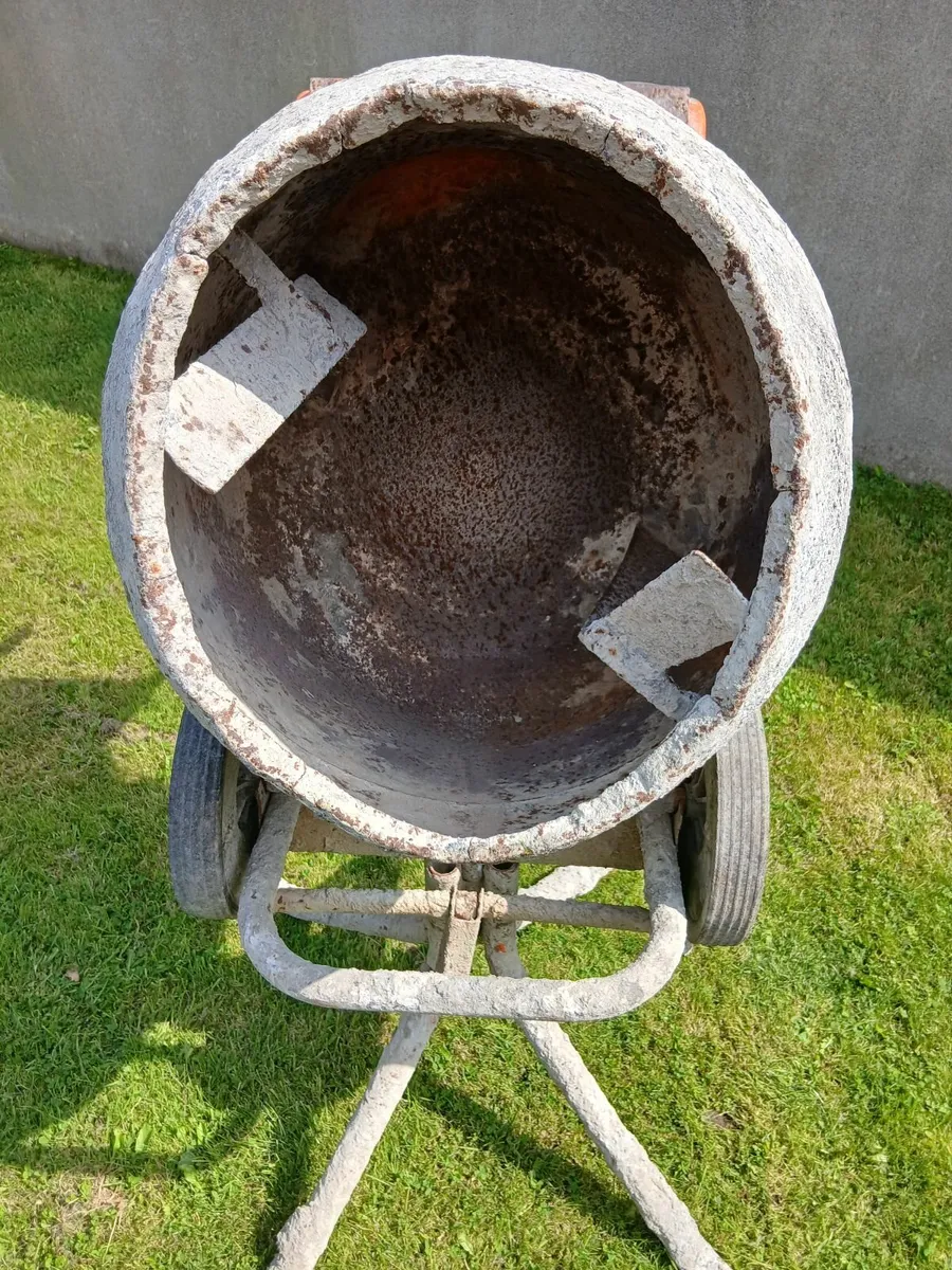 Cement Mixer - Image 4