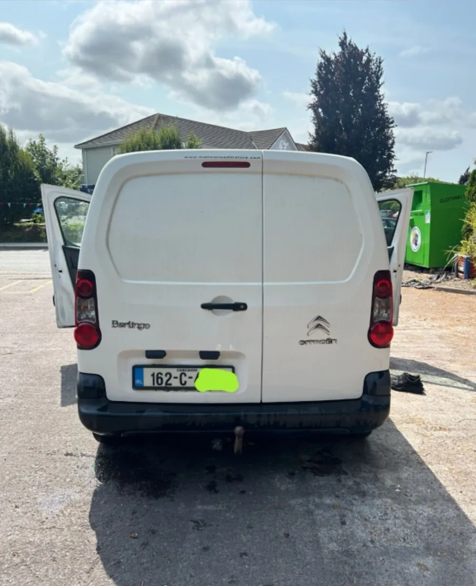 Cork Van Low Mileage - Image 2