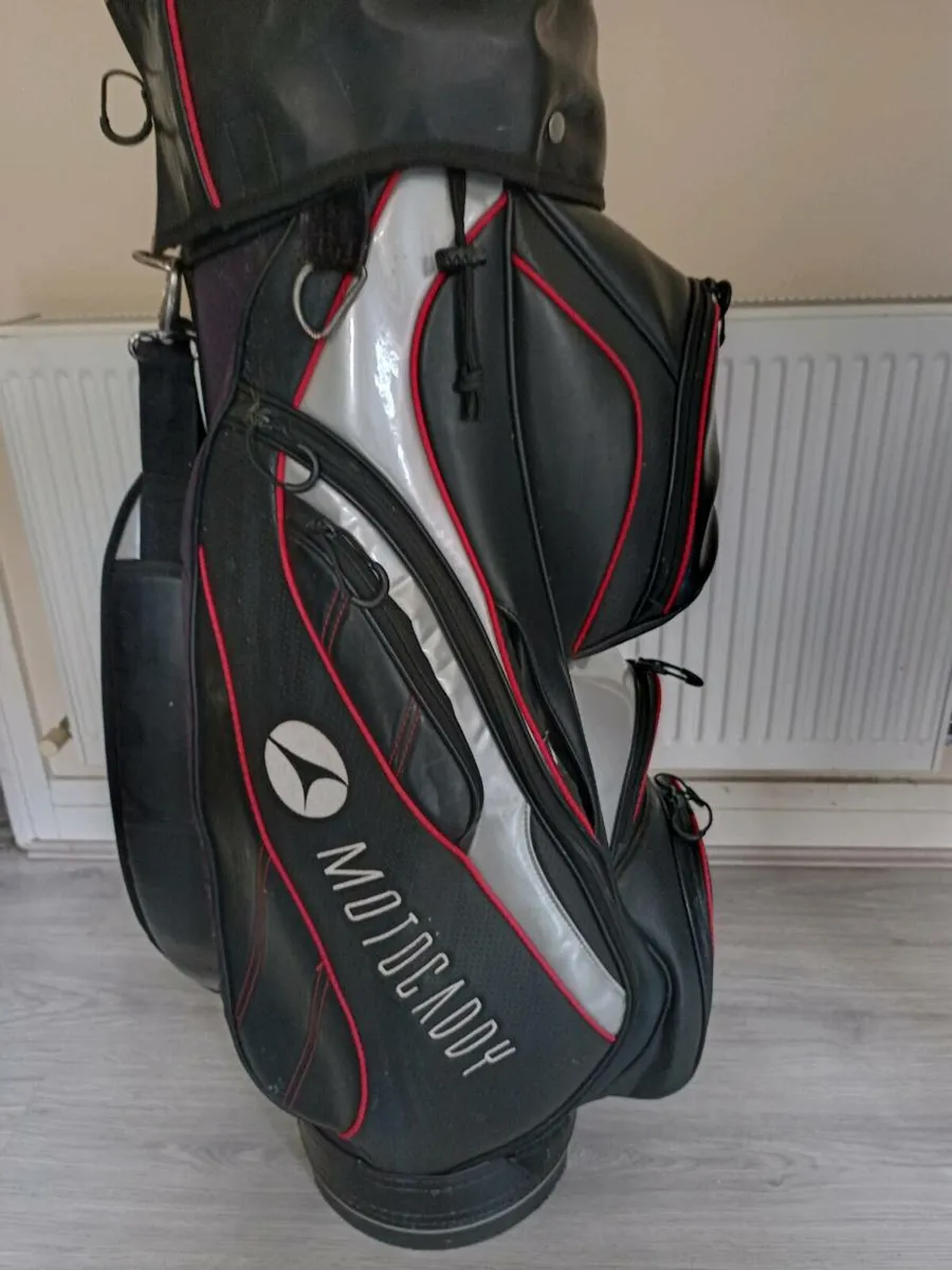 Motocaddy waterproof golf bag. - Image 2