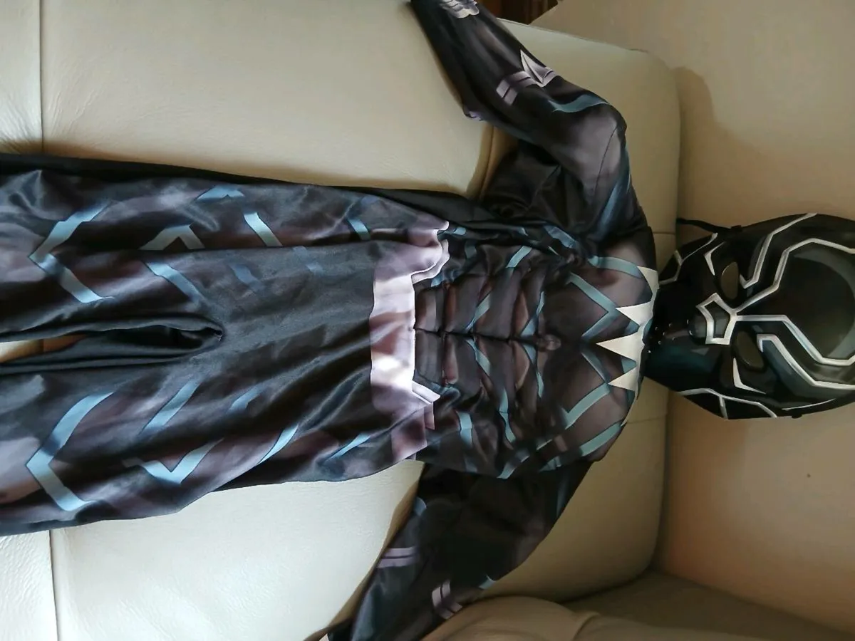 Costume - Image 1