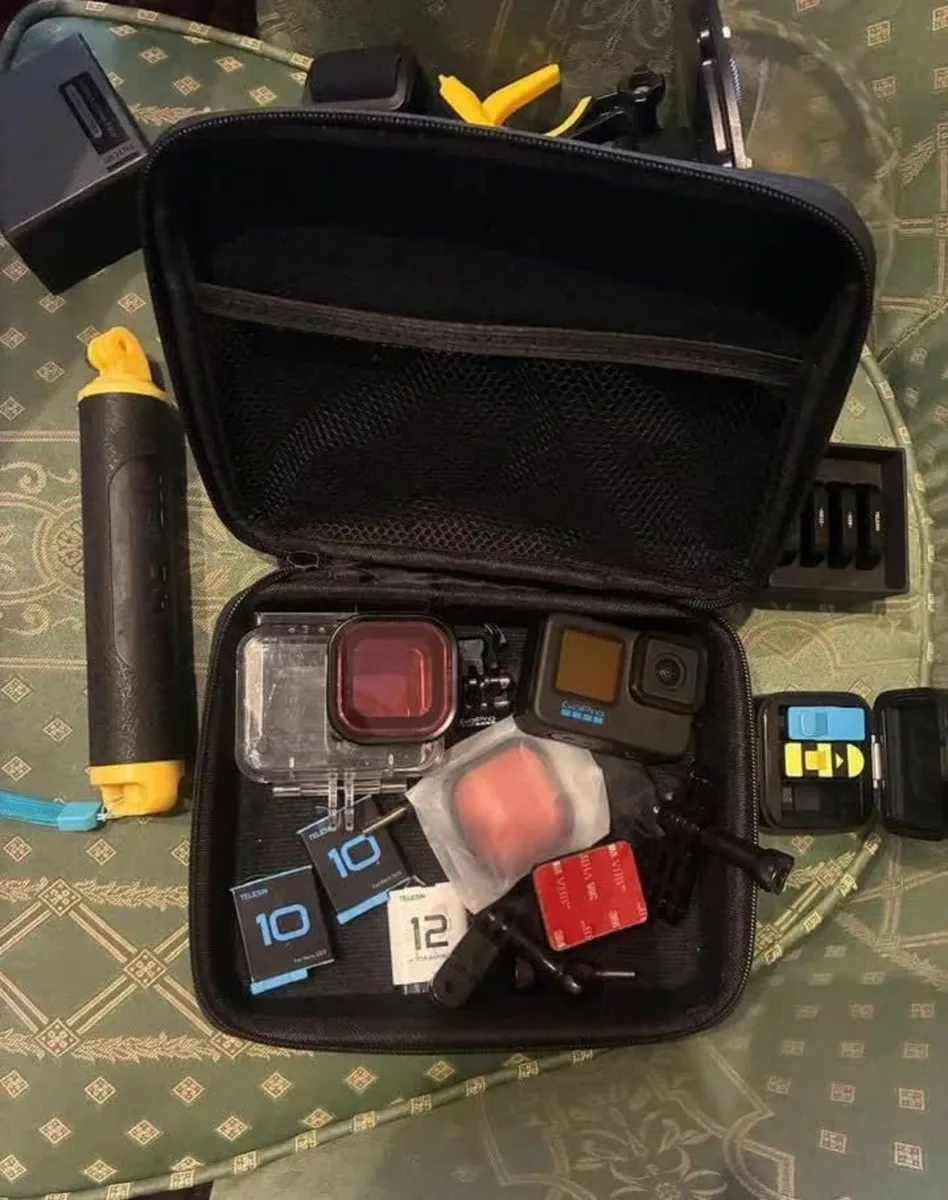 Gopro Hero 10 Black Kit - Image 1