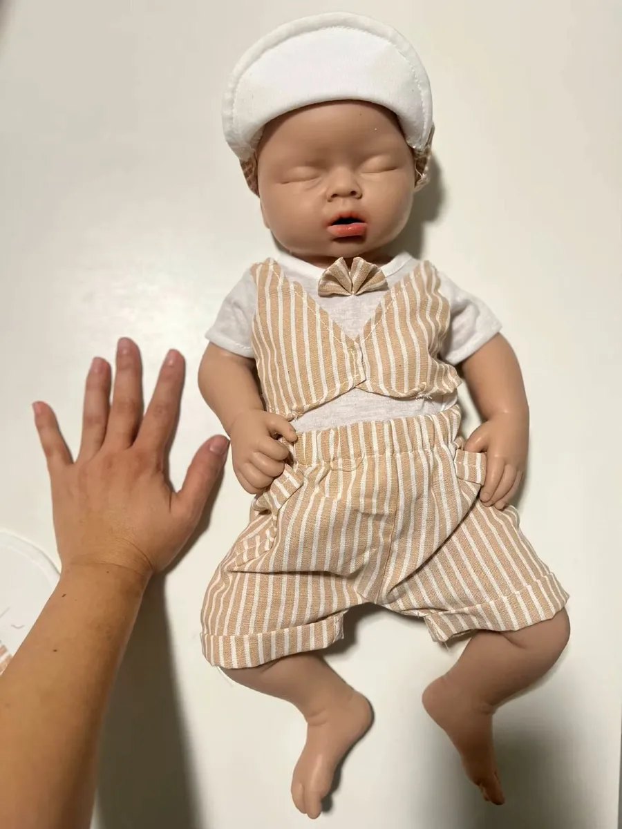 Reborn doll 100 % Full Body Silicone Reborn Baby - Image 1