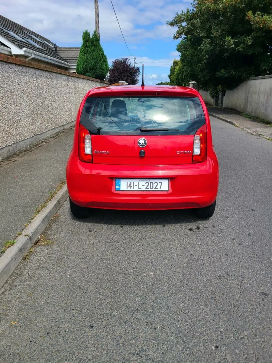 Car - Image 2