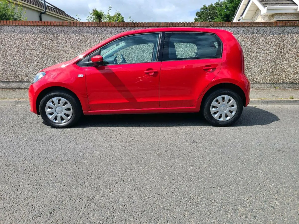 Car - Image 4
