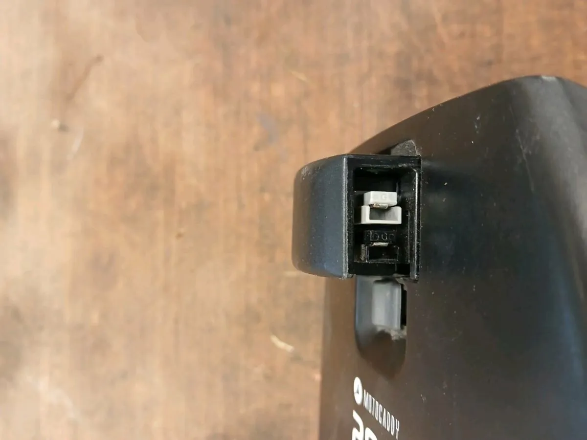 Lithium battery to suit Motocaddy S model trolleys - Image 2