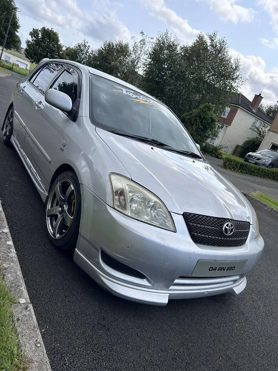 Toyota Corolla 2004 - Image 2