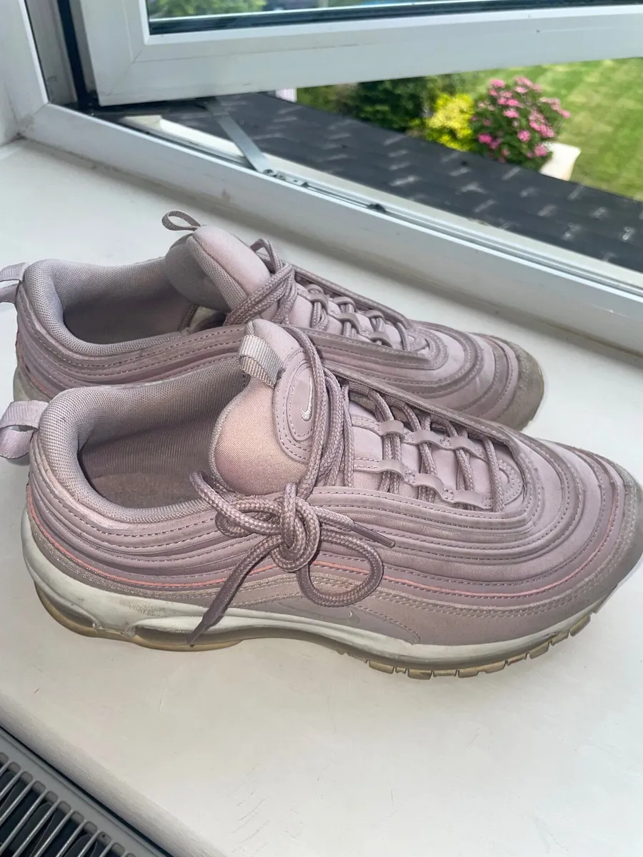 Nike air max 97s pink size UK7 - Image 1