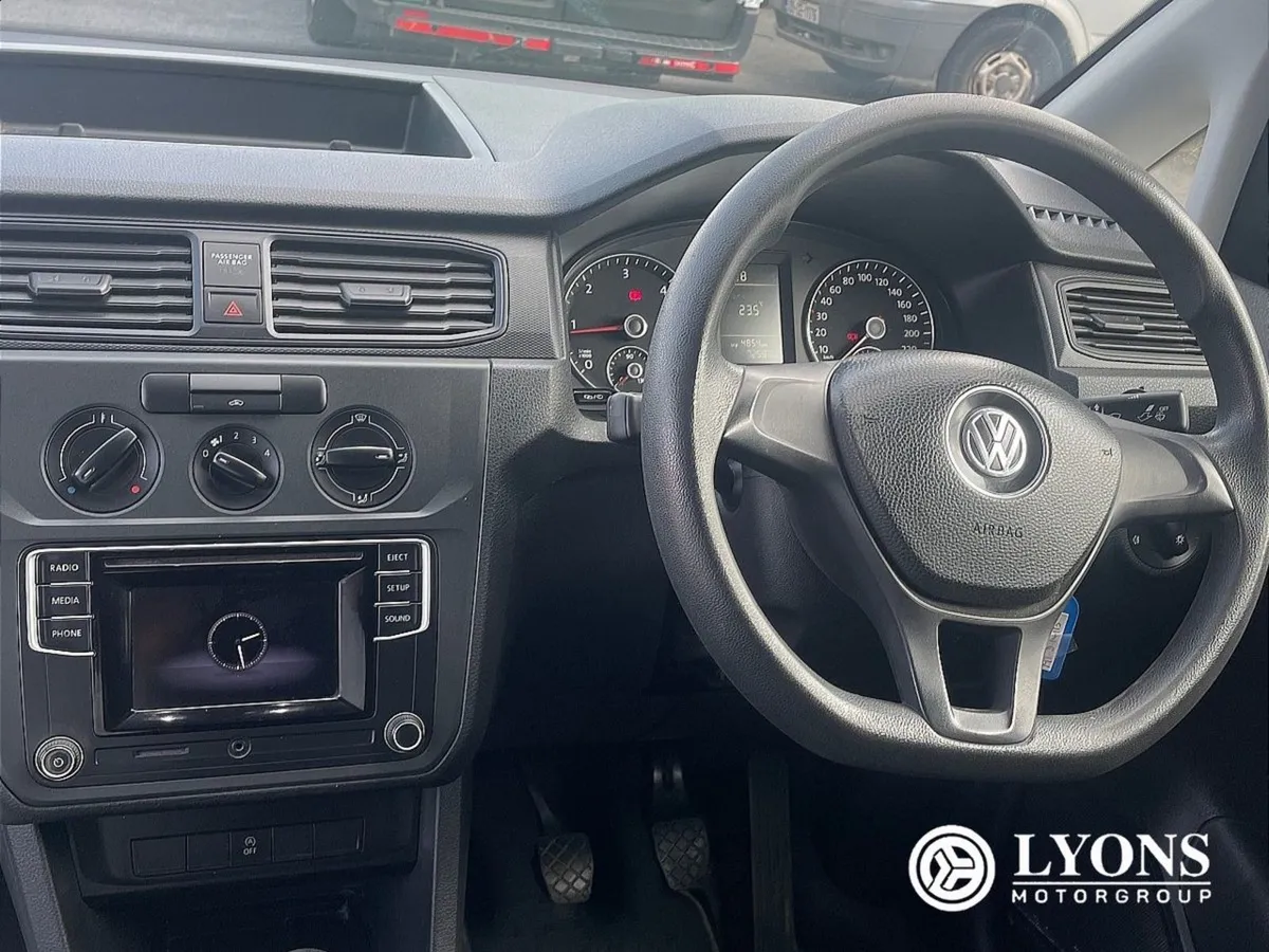 Volkswagen Caddy 2.0tdi 75bhp - Price ex VAT - Image 4