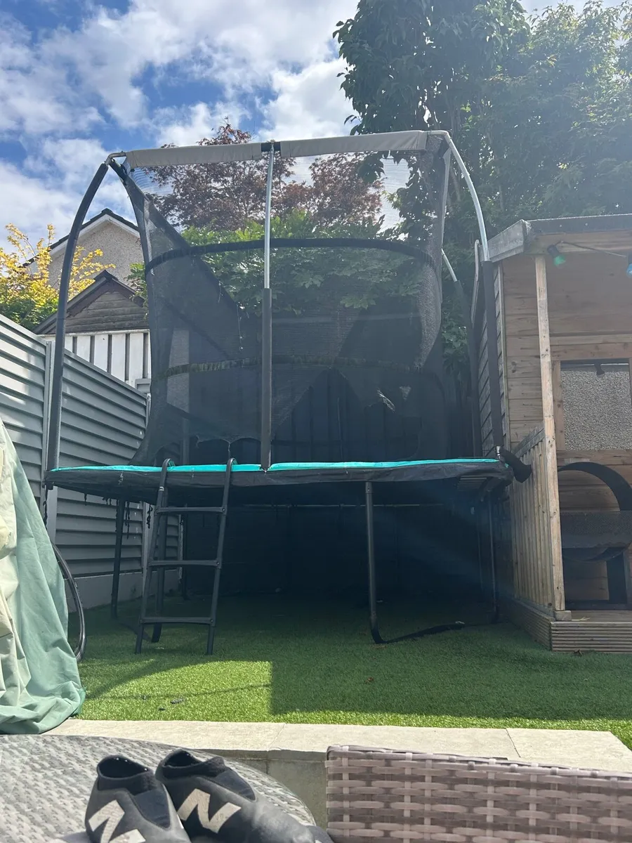 Trampoline - Image 2