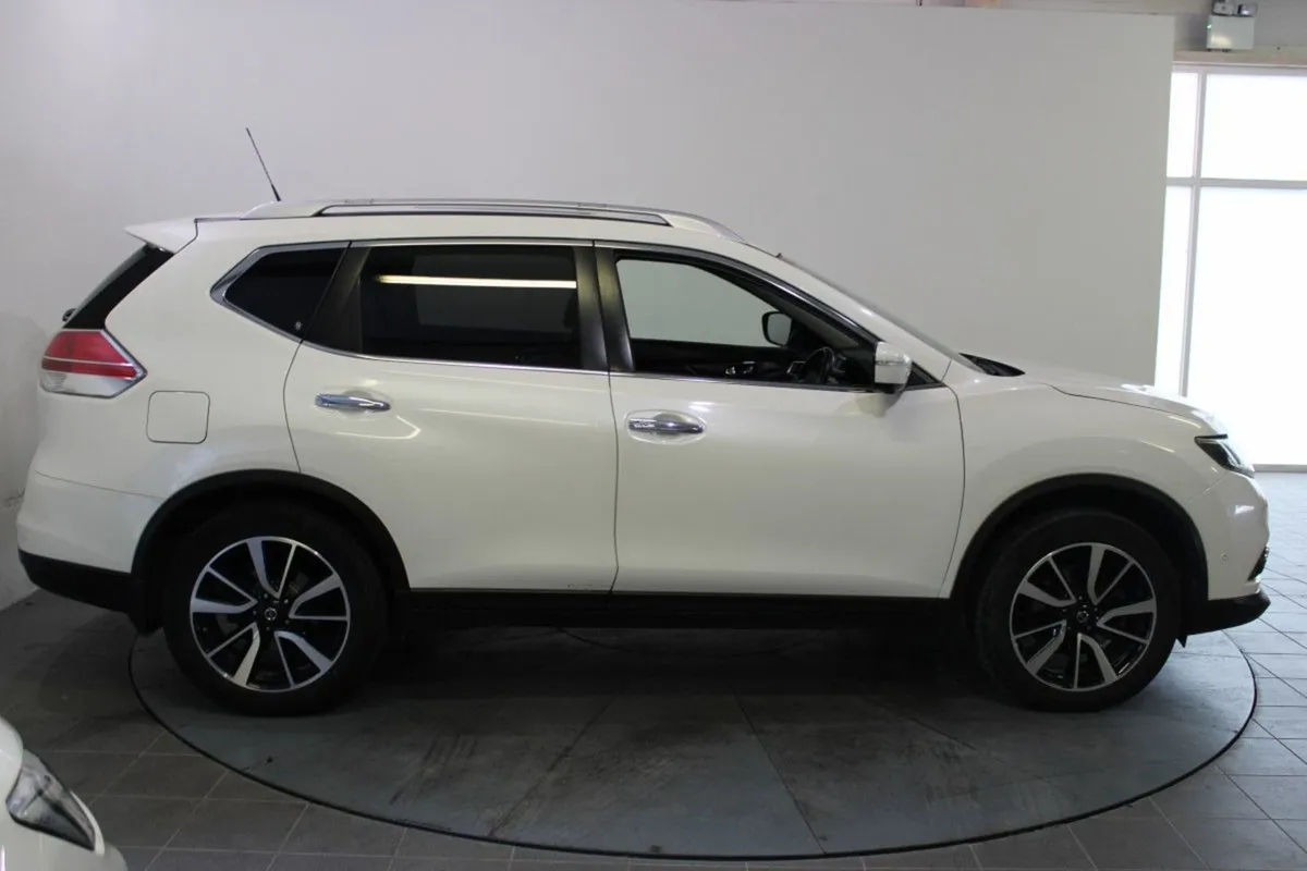 Nissan X-Trail 1.6d SVE 7 Seats - Image 3