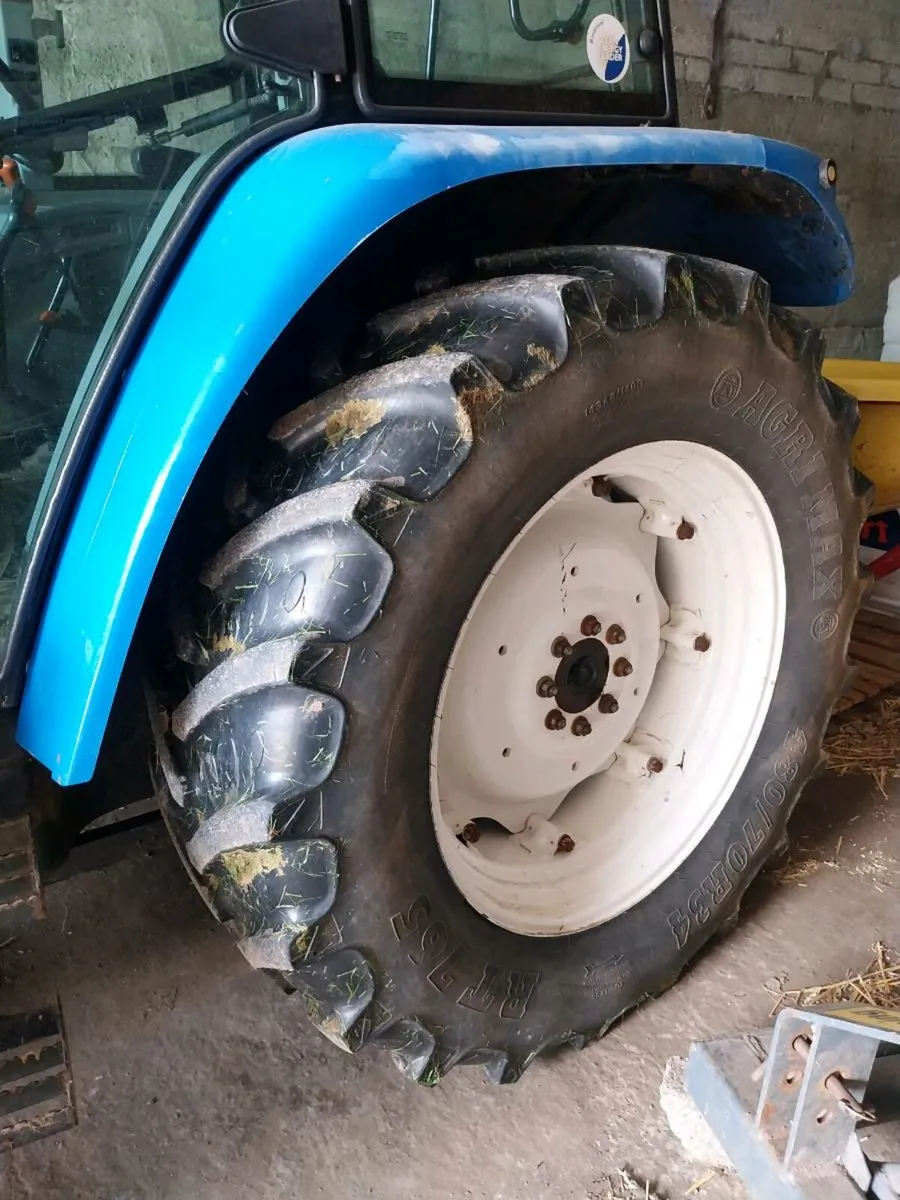 Tractor tyres - Image 2