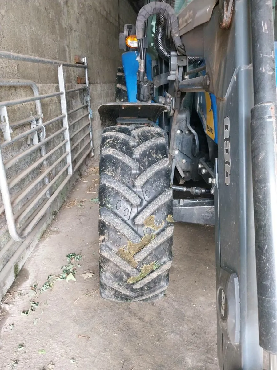 Tractor tyres - Image 4