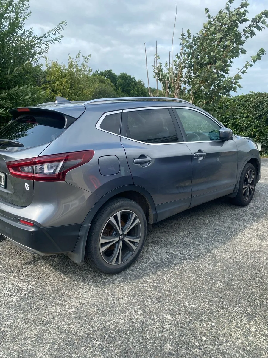 Nissan Quashqai 1.3 PET SV Premium Part LS MY2 - Image 2
