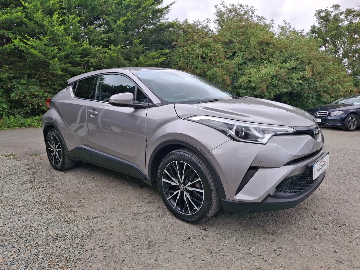 TOYOTA C-HR SOL HYBRID 4DR AUTO 2018(18) - Image 2