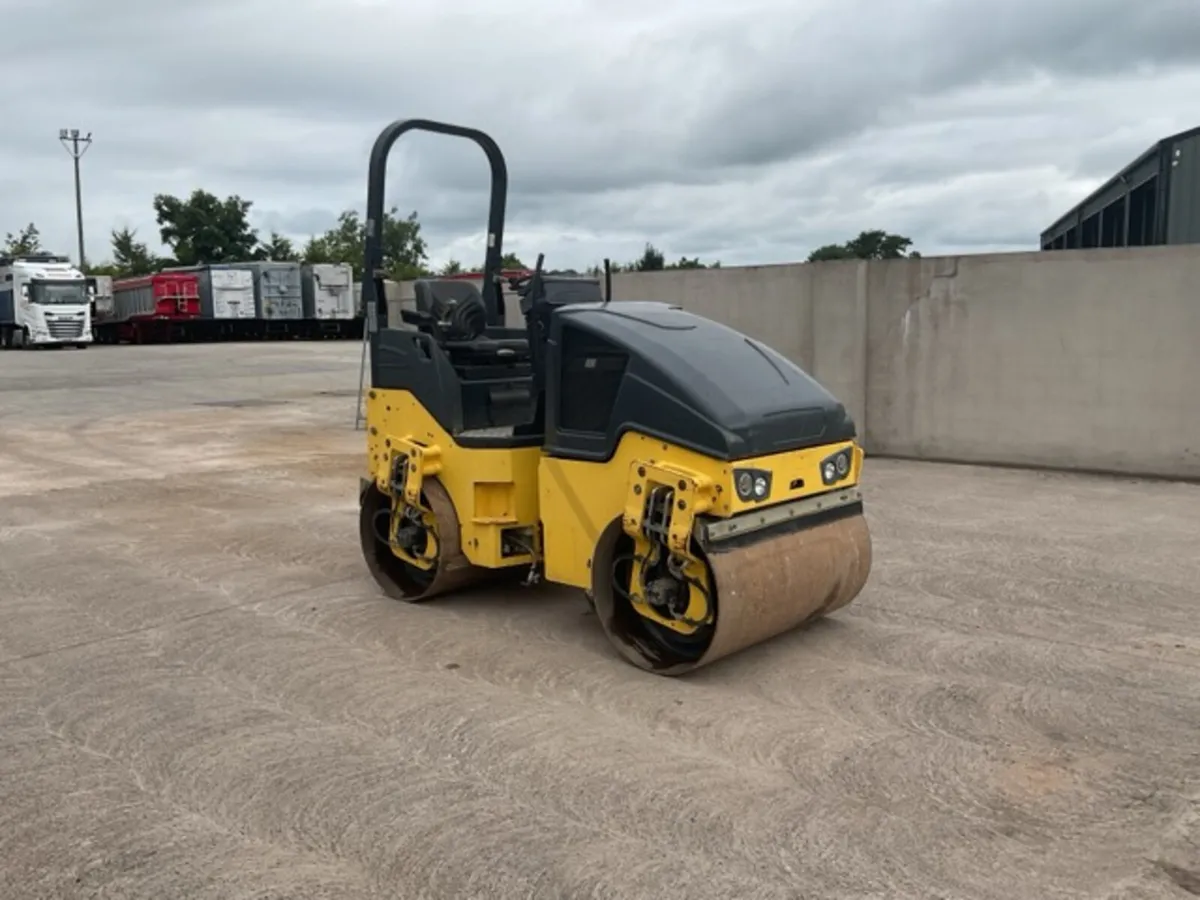 2016 Bomag BW120 AD-5 Double Drum Vibrating Roller - Image 1
