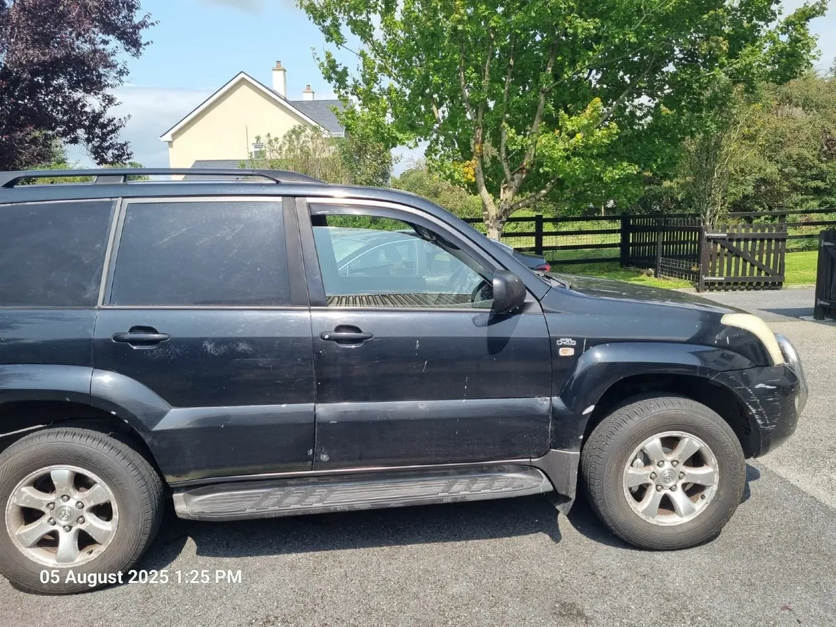 Toyota Land Cruiser LWB 3.0 Ltr Commerical - Image 4